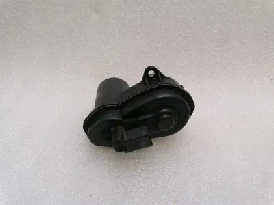 BMW iX i20 40 PBM stāvbremžu dzinējs 34216888850 stāvbremzes motors