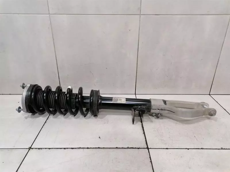 BMW iX (I20) BMW iX i20 40 shock absorber front right 31306891994 shock absorber front right Body type: SUV
Fuel: ELECTRIC
