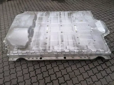 2022 BMW iX i20 40 8840612 GŁÓWNY AKUMULATOR AKUMULATOR Wysokie napięcie 71 kW