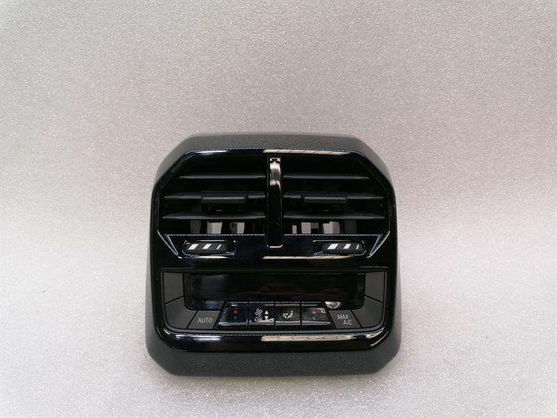 BMW iX (I20) BMW iX i20 40 car climate control rear 5a2f3d4 climate control part A/C rear Body type: SUV
Fuel: ELECTRIC