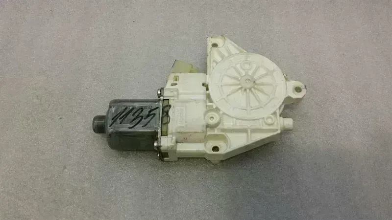 Mercedes-Benz A (W169) Mercedes C Class W204 Door Window Motor A2048200242 Window Regulator Motor