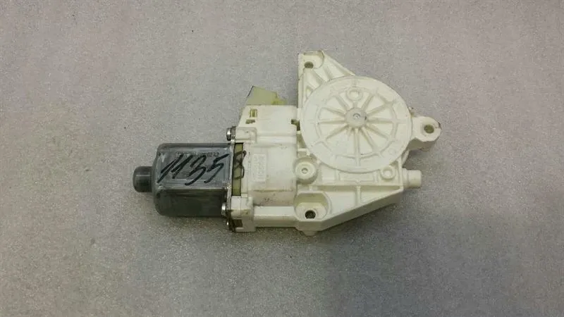 Mercedes C Class W204 Door Window Motor A2048200242 Window Regulator Motor