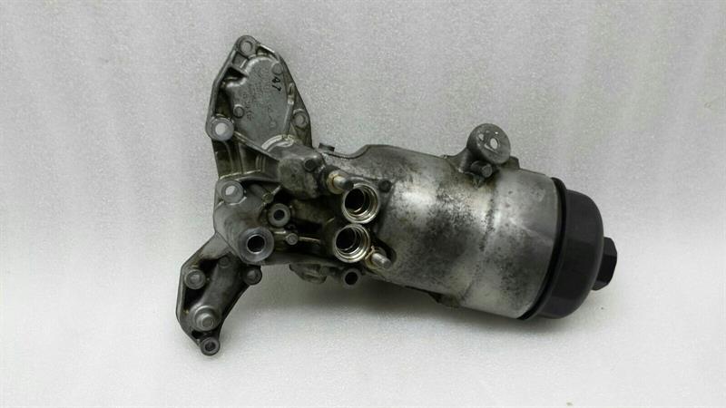 BMW 3 (E90 / E91 / E92 / E93) BMW E92 S65 V8 M3 oil filter with oil cooler connection 11427841587 oil filter housing