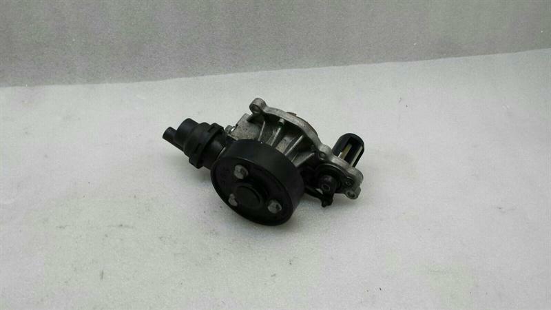 BMW 1 (F20 / F21) BMW 1 Series F20 Additional Cooling Pump 8575695 Coolant Pump Pump B37 Body type: Hatchback
Fuel: Diesel