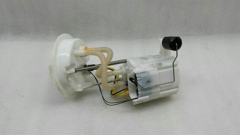 BMW 1 (F20 / F21) BMW F21 F20 fuel pump electric 7344067 fuel pump electric B37D15A Body type: Hatchback
Fuel: Diesel