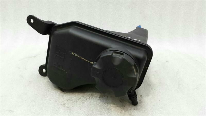 BMW Z4 (E89) BMW Z4 E89 expansion tank 7640514 balancing tank cooling water Body type: Convertible
Fuel: Petrol
