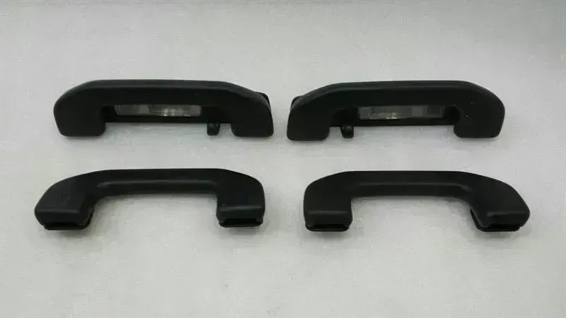 Mercedes-Benz GLA (X156) Mercedes GLA X156 Roof Handles Set A0998150100 Holder Handle Set AMG