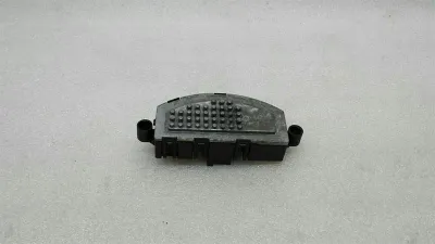 Audi A5 8T Värmemotstånd 8T0820521 Fläktregulator Regulator