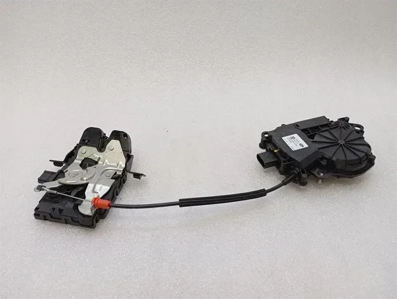 Jaguar I-Pace 2018-2024 JAGUAR i-PACE X590 EV400 Boot Lock CPLA-442A66-AE Tailgate Lock