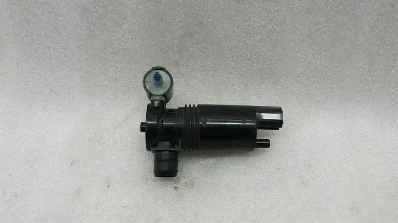 Land Rover Range Rover Sport (L494) LAND ROVER Range Rover Sport L320 Washer Fluid Pump LR013951 Washwater Pump Body type: SUV
Fuel: Diesel