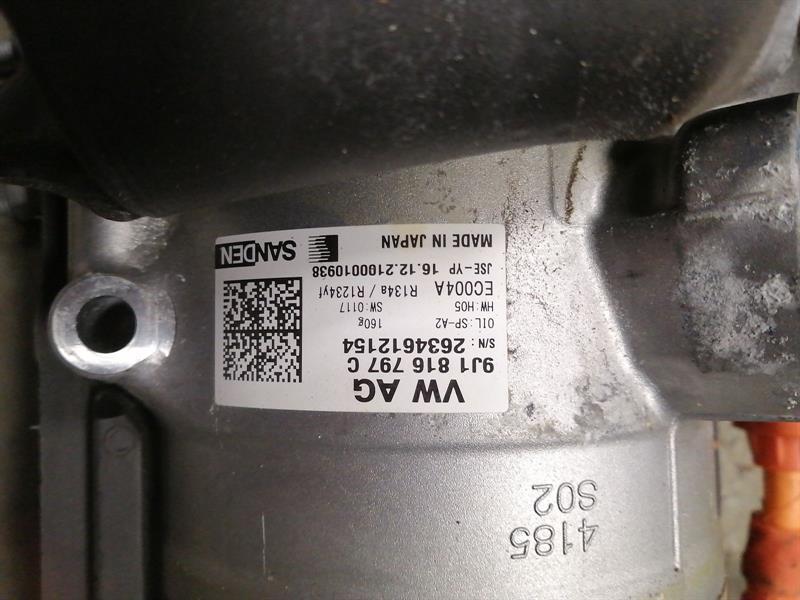 Porsche Taycan Porsche Taycan 9J A/C Compressor 9J1816797C Air Conditioning Compressor Body type: Estate
Fuel: ELECTRIC