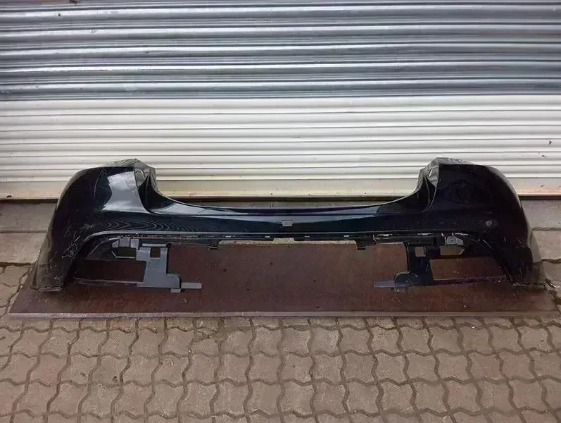 Porsche Taycan Porsche Taycan 9J Rear Bumper 9J0807421E Rear Bumper Body type: Estate
Fuel: ELECTRIC