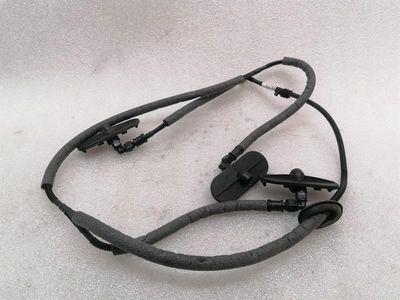 Porsche Taycan 9J, патрубки стеклоомывателя 9J1955667A, форсунка лобового стекла