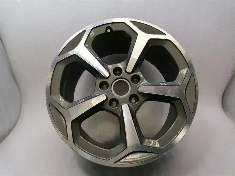Porsche Taycan Porsche Taycan 9J Alloy Wheel 9J1601025AT Alloy Rim Offroad Design, 11J x 20 ET60 Body type: Estate
Fuel: ELECTRIC