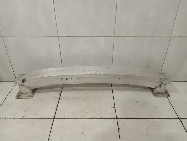 Porsche Taycan Porsche Taycan 9J rear bumper beam 9J1803184C rear bumper carrier Body type: Estate
Fuel: ELECTRIC