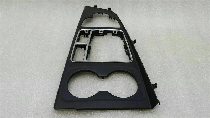 Audi A4 (B9) 2015-... Audi A4 8W RHD Console Trim 8W2864241 Right Handlebar