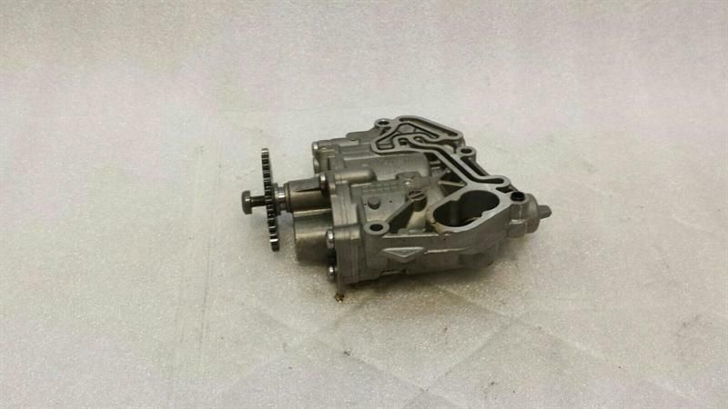 Audi A4 8W 1.4 TSI oil pump 04E115109E oil pump oil auxiliary pump CZE