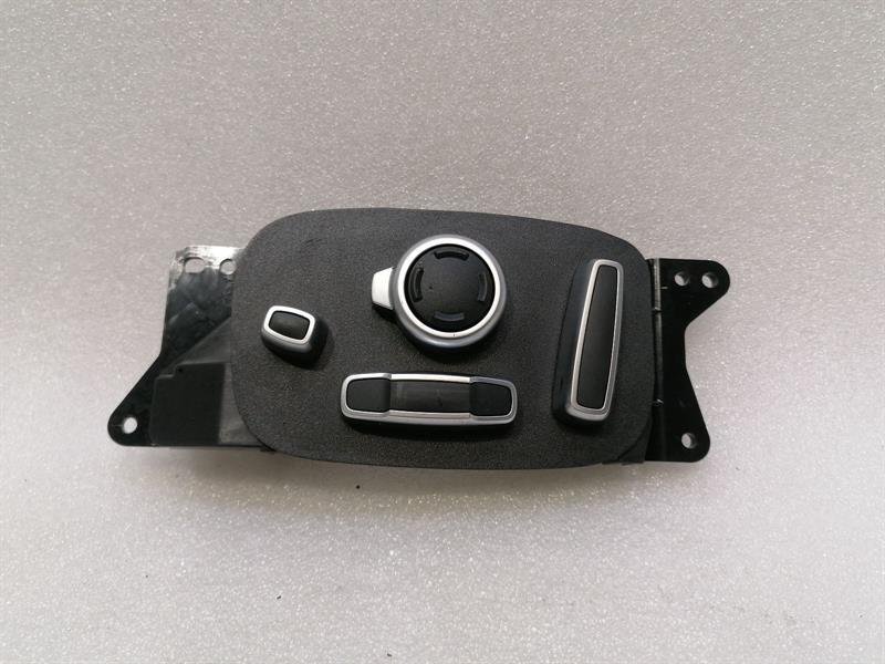 Jaguar I-Pace Switch Jaguar i-PACE X590 EV400 Left Seat Switch GX63-...