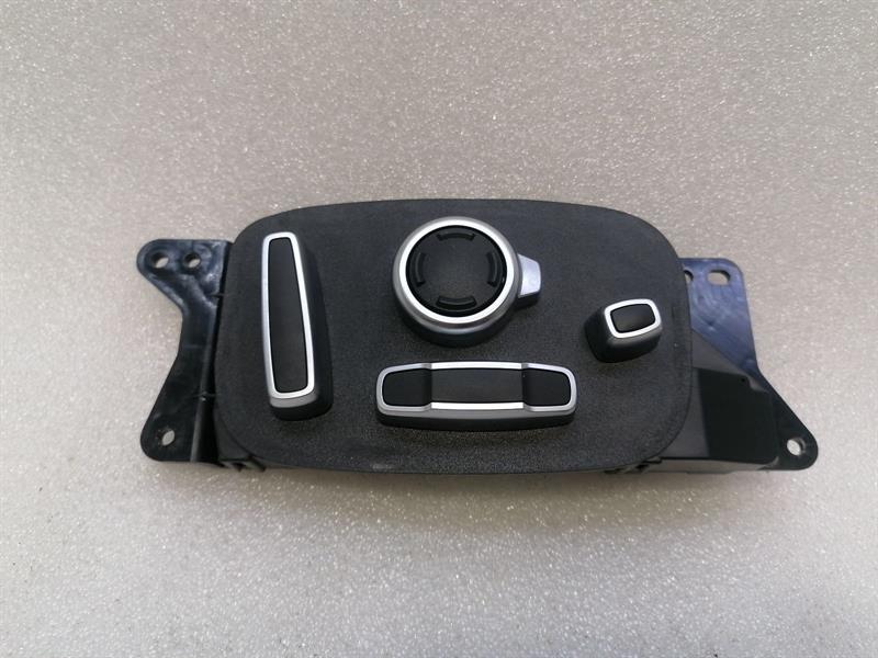 Jaguar I-Pace Switch JAGUAR i-PACE X590 EV400 Right Seat Switch GX63...