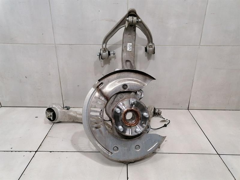 Jaguar I-Pace 2018-2024 JAGUAR i-PACE X590 Left Front Hub M9D3-3K186-AB Wheel Bearing Housing Front Left