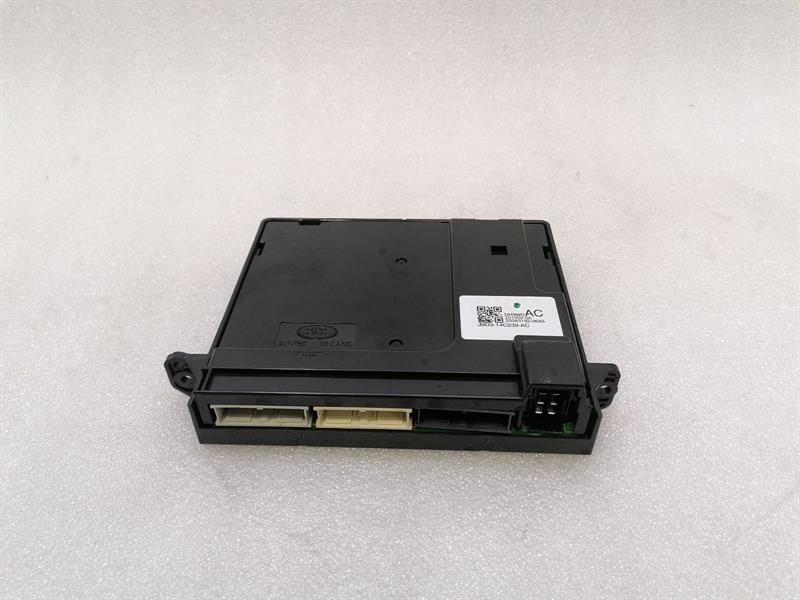 Jaguar I-Pace Electronic module