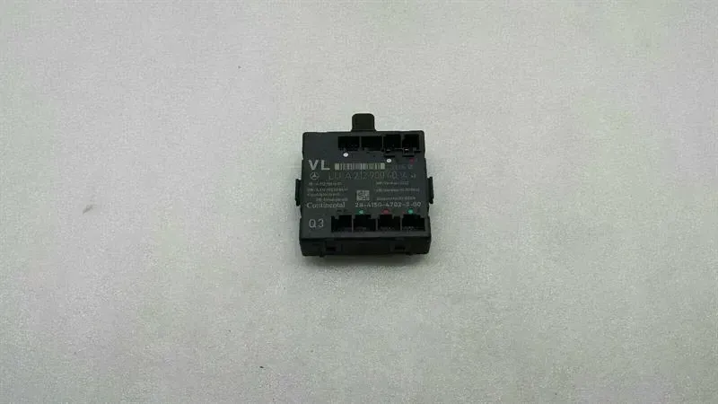 Mercedes-Benz CLS (C218) Mercedes CLS W218 FLH door module A2129004014 door control unit front left Body type: Saloon
Fuel: Petrol