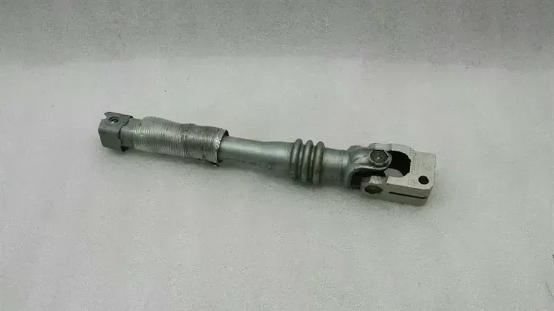 Mercedes-Benz CLS (C218) Mercedes CLS W218 Steering Gasket A2044620378 Tie Rod Shaft Body type: Saloon
Fuel: Petrol