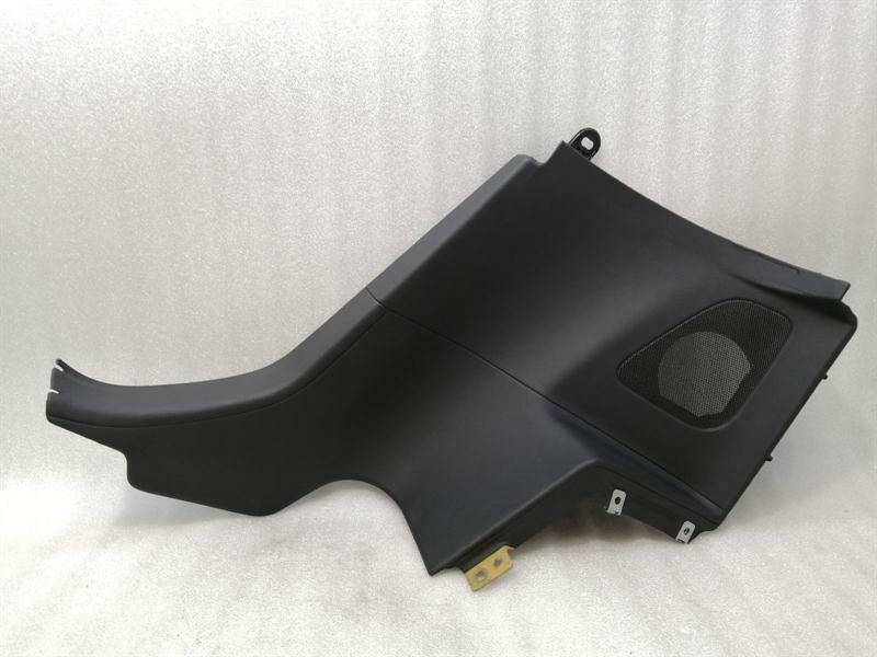 Mercedes-Benz A (W176) Mercedes SL R231 Right Quarter Cover A2316902025 Side Trim Rear Right Body type: Convertible
Fuel: Petrol