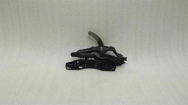 Mercedes-Benz A (W169) Mercedes S-Class W221 Bonnet Hinge LHS A2218800505 Bonnet Hinge Left Body type: Saloon
Fuel: Petrol
