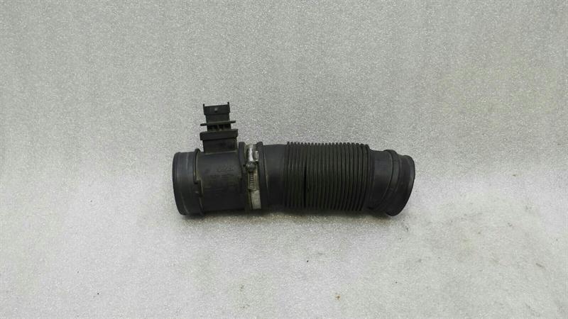 Saab 9-5 SAAB 9-5 95 Air Flow Meter 5535048 Mass Air Flow Sensor 1.9 TDI Body type: Estate
Fuel: Diesel