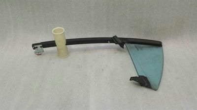 Стекло задней левой двери 1/4 Mercedes CLS W219 A2197300955, 1/4, заднее левое.