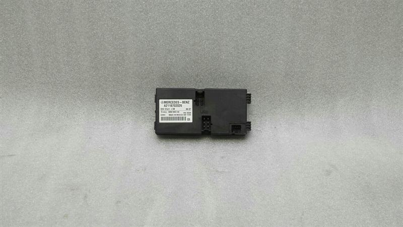 Mercedes-Benz C (W204) Electronic module Mercedes W211 W219 rear seat heating module A21...