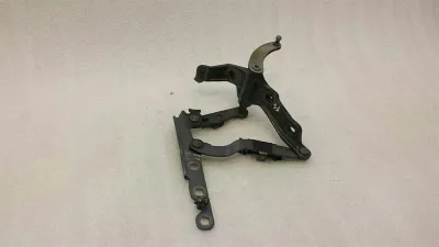 Петля капота Mercedes S-Class W221 W216 левая A2218800328 Петля капота левая