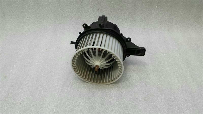 Porsche 911 (991) Porsche 911 991 718 Heater Blower RHD Right Hand Drive Body type: Coupe
Fuel: Petrol