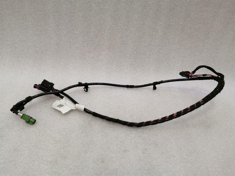 Porsche 911 (991) Porsche 911 991 Center Console Wiring 9P1971641G Center Console Harness Body type: Coupe
Fuel: Petrol
