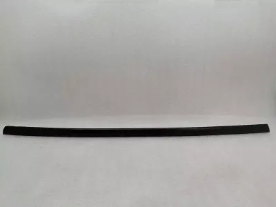 Уплотнитель двери TESLA MODEL 3 STANDARD RANGE 1090504-00-F Уплотнители двери задние правые