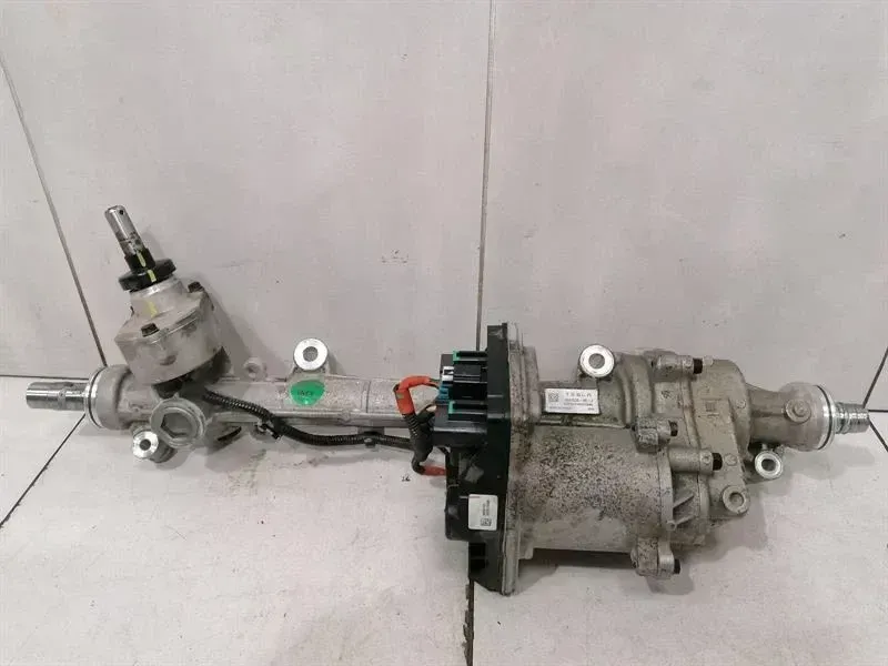 Tesla Model 3 TESLA MODEL 3 STANDARD RANGE POWER STEERING RACK 1044836-90-J RIGHT HAND DRIVE RHD Body type: Hatchback
Fuel: ELECTRIC
