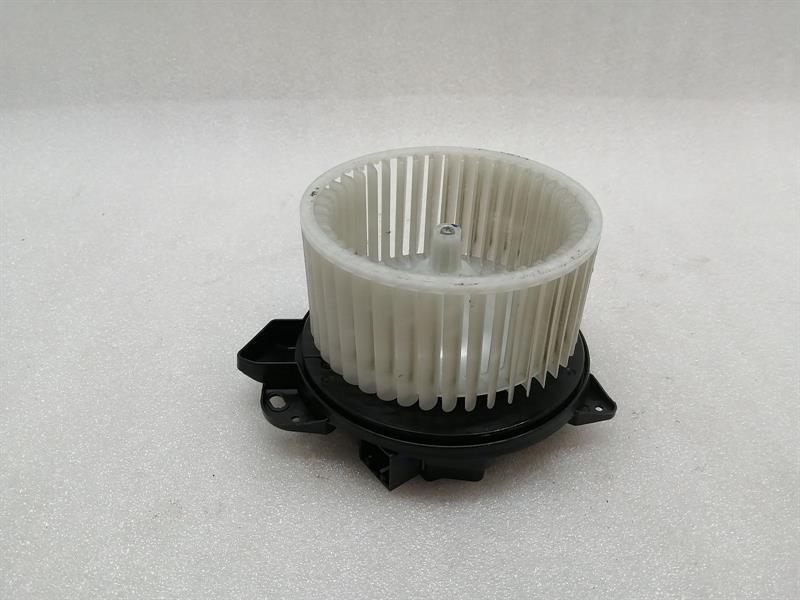 Tesla Model 3 TESLA MODEL 3 STANDARD RANGE Heater Blower 1539475-00-A RIGHT HANDLE RHD Body type: Hatchback
Fuel: ELECTRIC