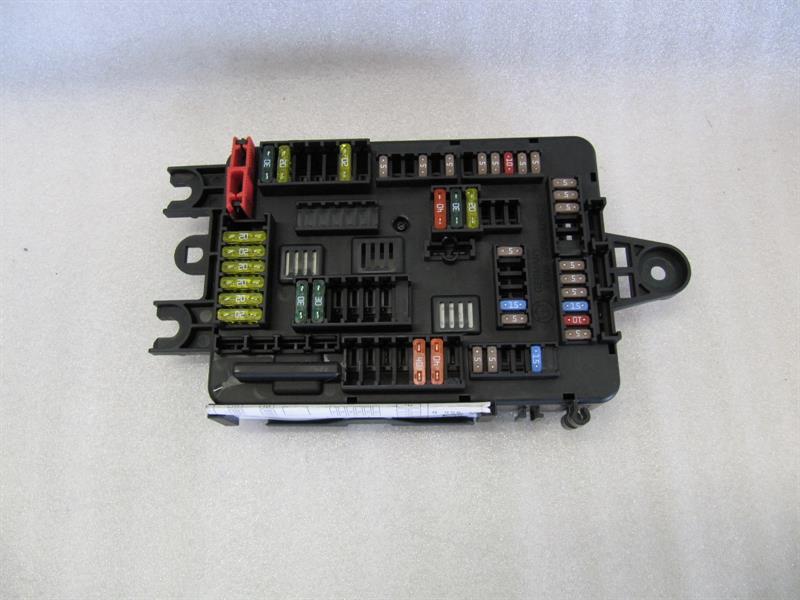 BMW 1 (E81 / E82 / E87 / E88) F21 BMW 1 Series F20 61149259466 rear fuse box power distributor rear battleproof Body type: Hatchback
Fuel: Petrol