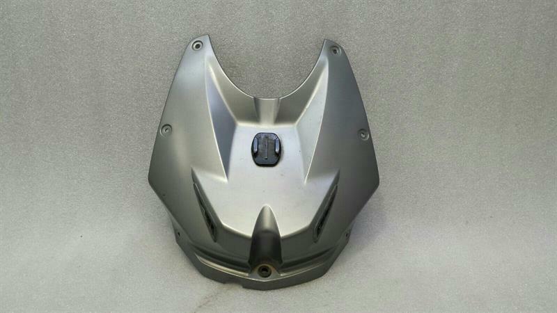 BMW 1 (E81 / E82 / E87 / E88) BMW S1000RR fuel tank cover 8535683 tank cover middle Body type: Unknown
Fuel: Unknown