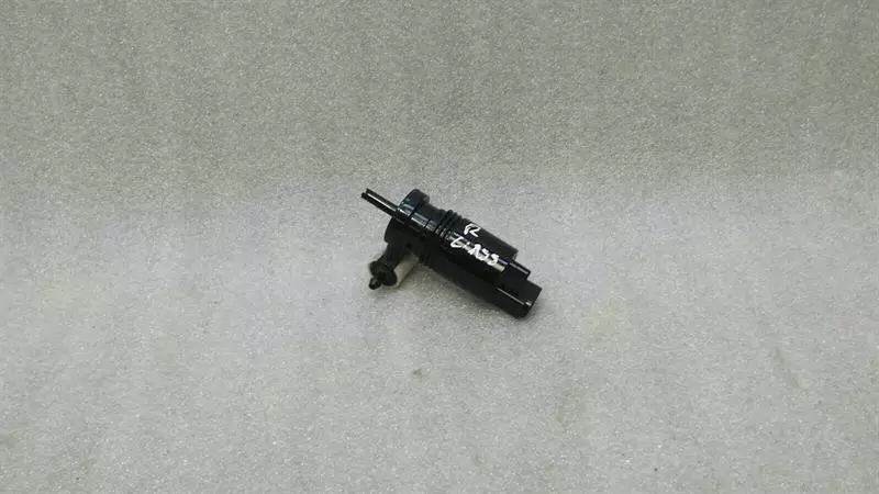 Mercedes-Benz A (W169) Mercedes R Class W251 Washer Fluid Pump 060607 Washer Water Pump Body type: Estate
Fuel: Diesel