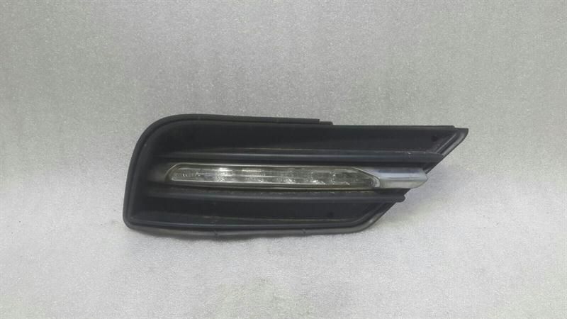 Mercedes R Class W251 right fog lamp A2218201856 fog lights right DRL