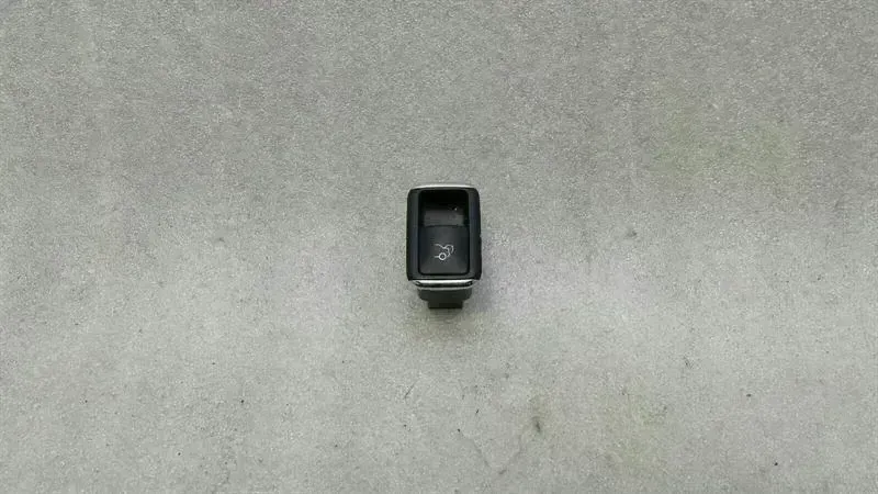 Mercedes-Benz C (W204) Switch Mercedes E Class W207 Boat Lid Switch A21282044...