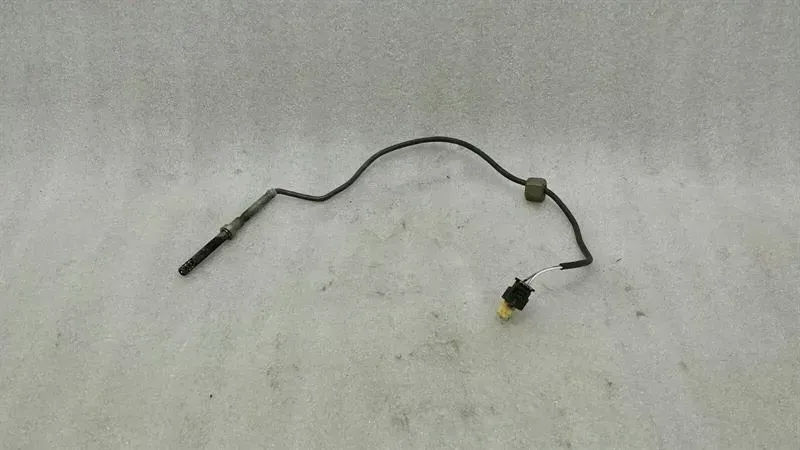 Mercedes-Benz C (W204) Lambda Sensor Mercedes E Class W207 Lambda Sensor A0071536728...