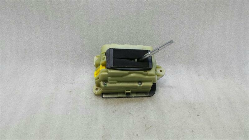 Mercedes-Benz C (W204) Gear selector Mercedes E Class W207 Gear Selector A2042674724...
