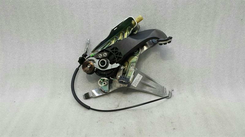 Mercedes-Benz C (W204) Park Brake Motor Mercedes E Class W207 RHD Park Brake Pedal A204...