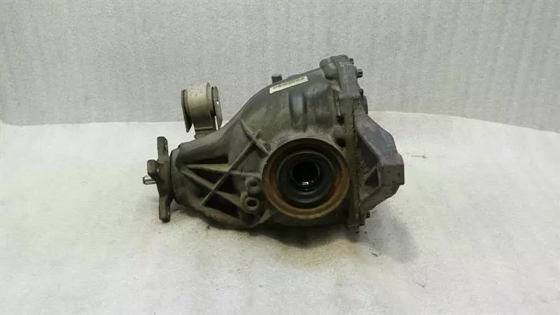 Mercedes-Benz C (W204) Rear Diff Mercedes E Class W207 Rear Diff A2043501314 Dif...