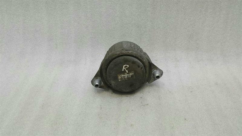 Mercedes-Benz C (W204) Engine Mount Mercedes E Class W207 Engine Mount A2042406017 ...
