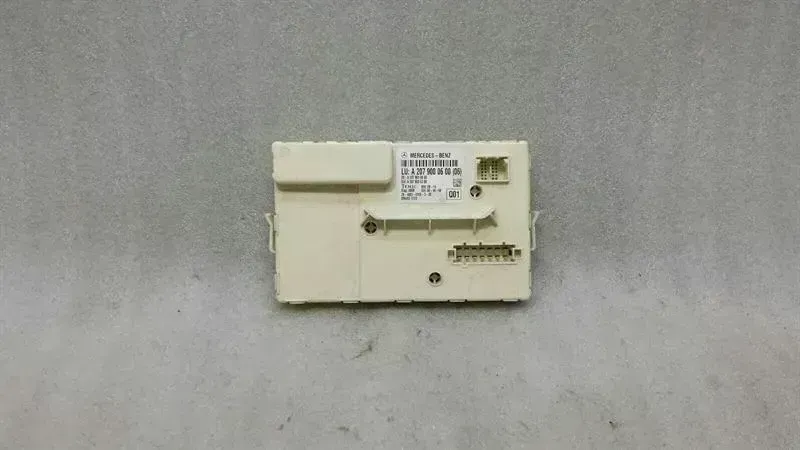 Mercedes-Benz C (W204) Electronic module Mercedes E Class W207 Rear Window Module A20790...