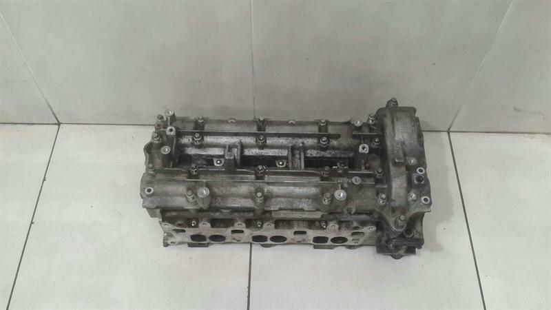 Mercedes-Benz C (W204) sylinterikansi Mercedes E Class W207 Left Cylinder Head A64201...